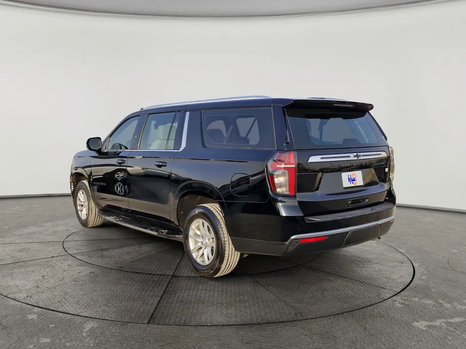 2023 Chevrolet Suburban LS 