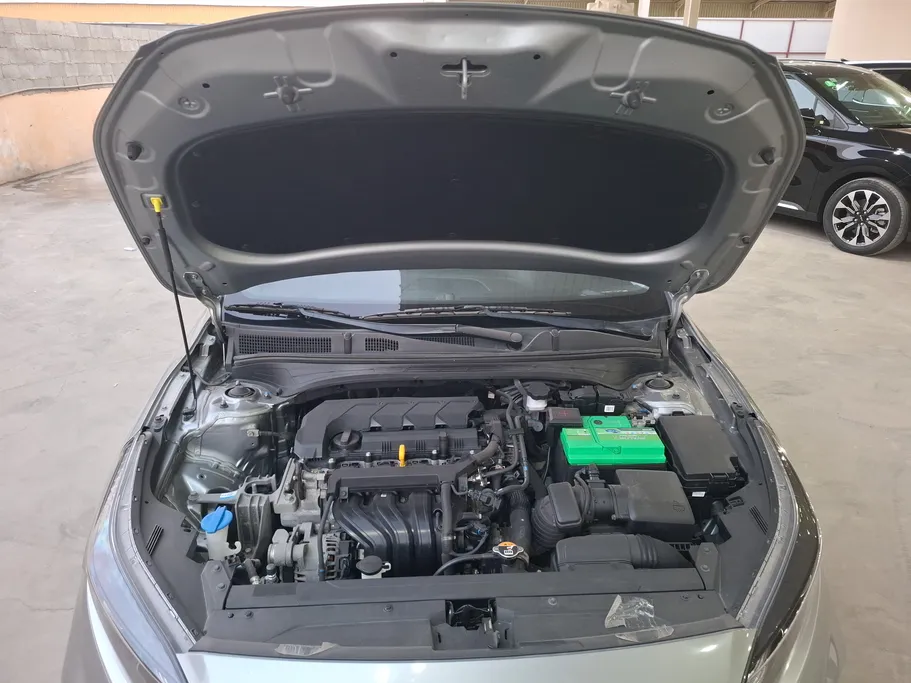 2022 Kia K3 LX 