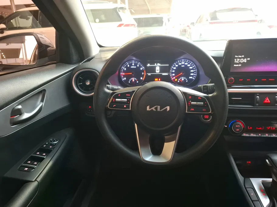 2022 Kia K3 LX 