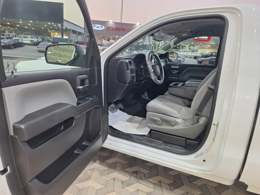 2018 Chevrolet Silverado LS 