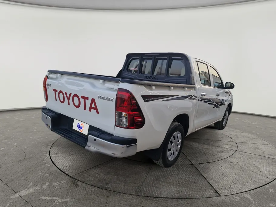 2022 Toyota Hilux GLX 