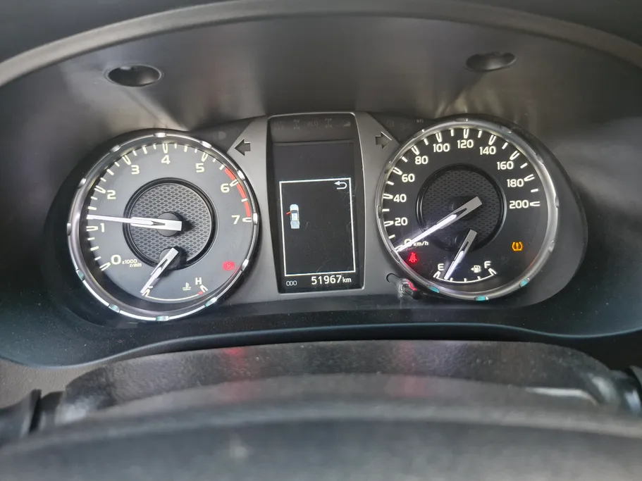 2022 Toyota Hilux GLX 