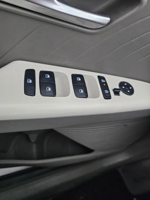 2025 Hyundai Accent Smart 