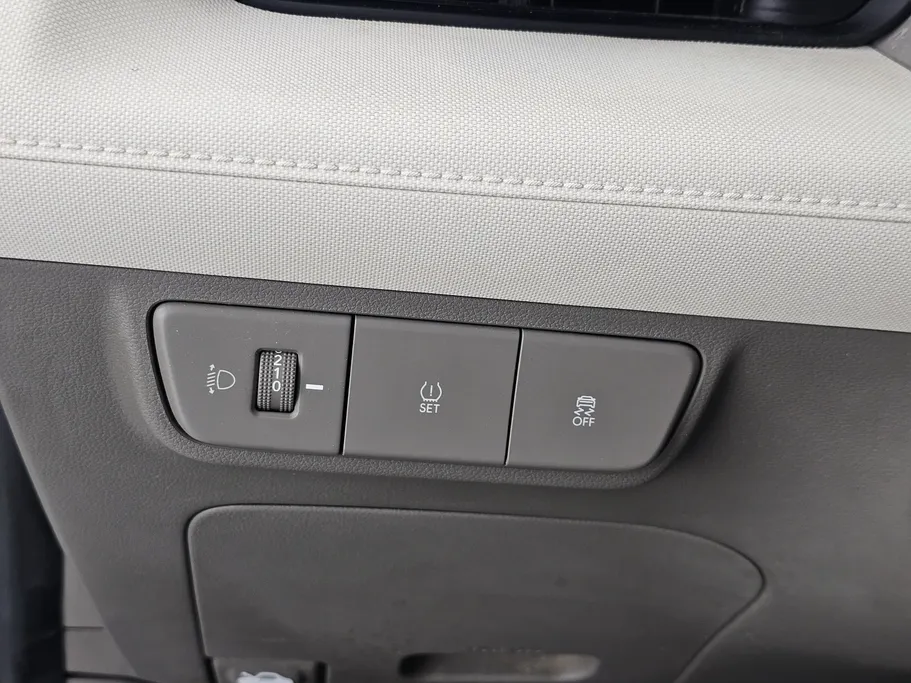 2025 Hyundai Accent Smart 