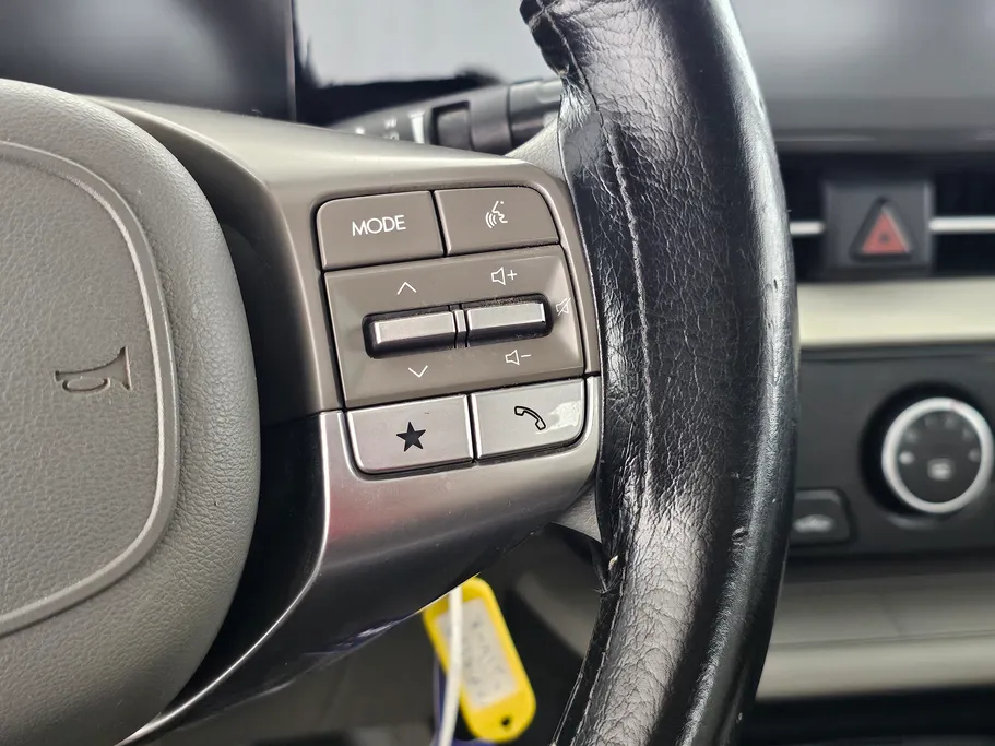 2025 Hyundai Accent Smart 