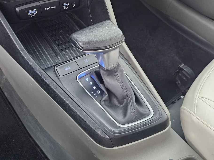 2025 Hyundai Accent Smart 