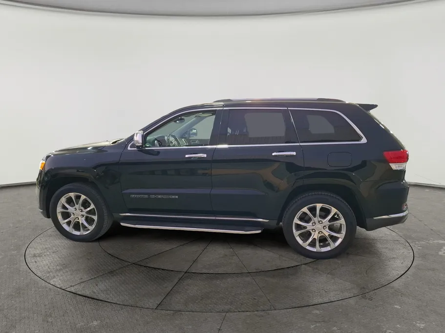 2021 Jeep Grand Cherokee ساميت 