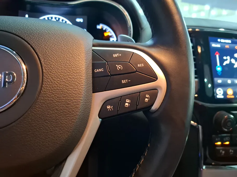 2021 Jeep Grand Cherokee ساميت 