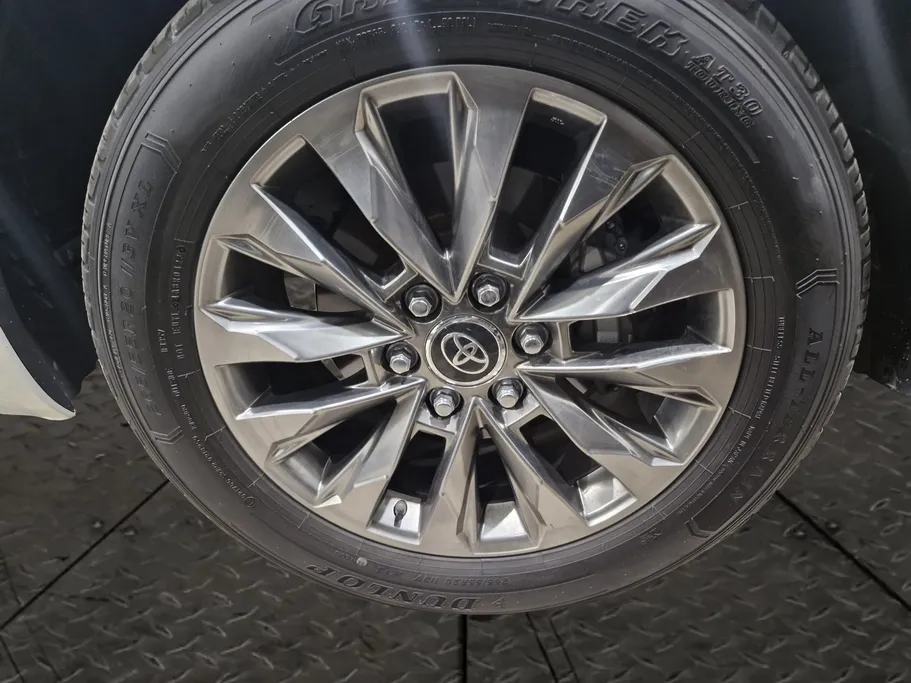 تويوتا لاندكروزر GXR4 2024 