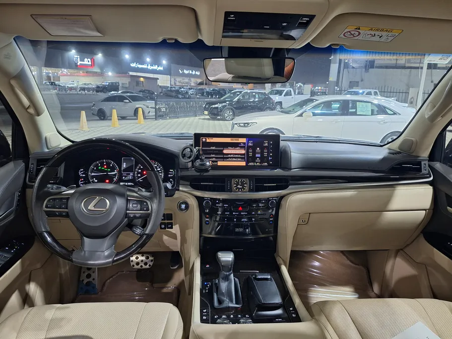 لكزس LX 570 S 2020 