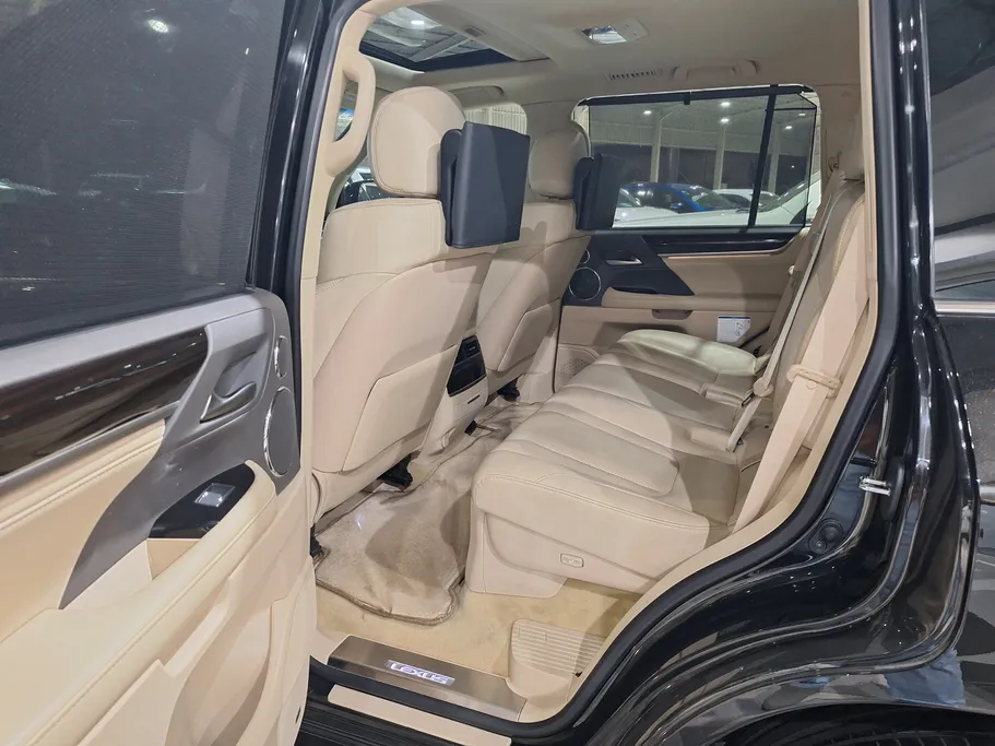 لكزس LX 570 S 2020 