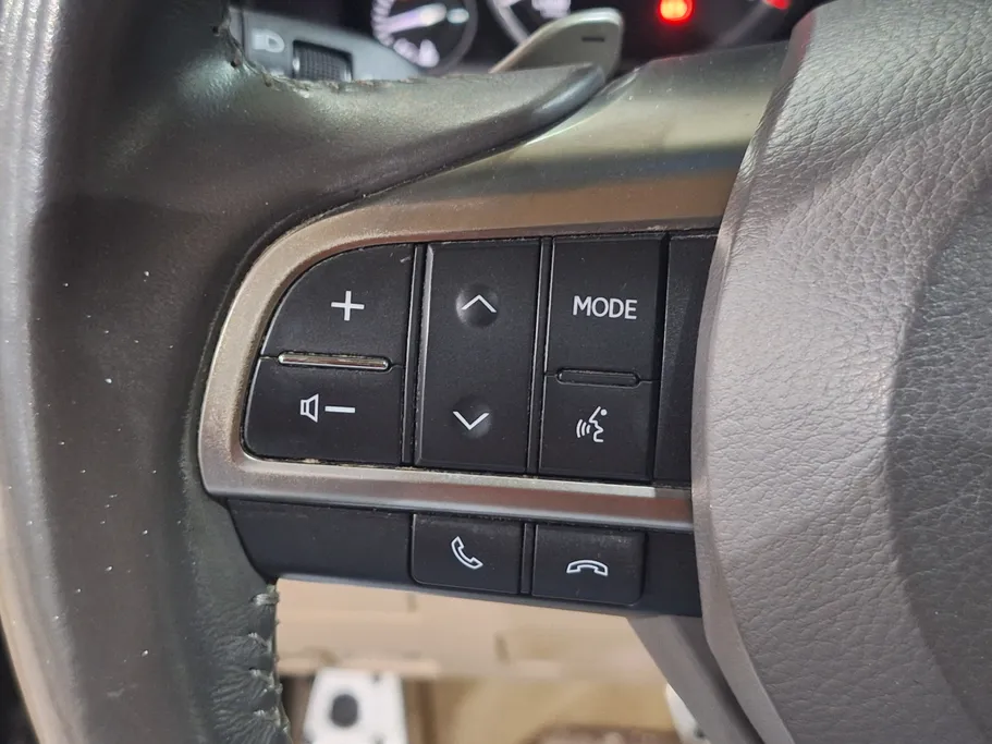 لكزس LX 570 S 2020 