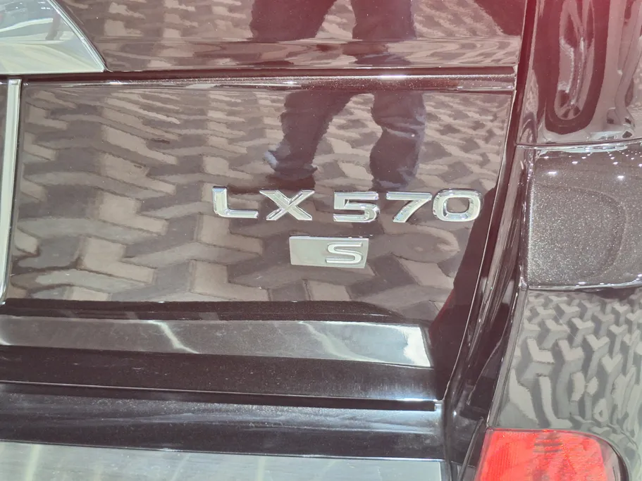 لكزس LX 570 S 2020 