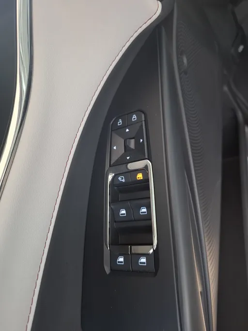 2025 Ford Taurus Trend 