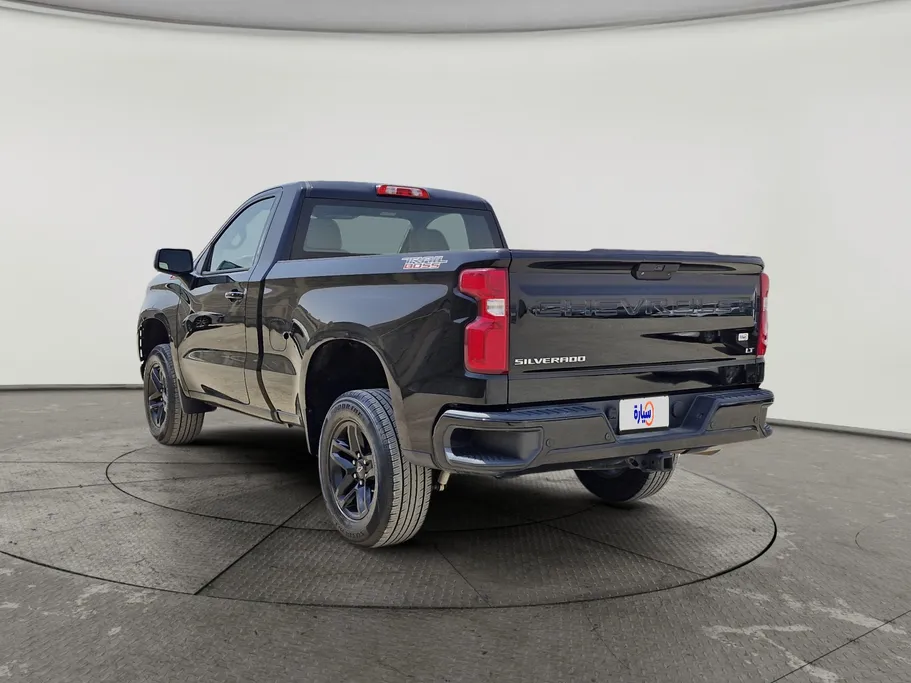 2021 Chevrolet Silverado LT 