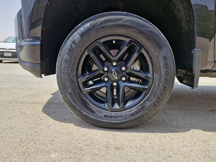 2021 Chevrolet Silverado LT 