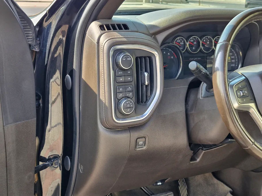 2021 Chevrolet Silverado LT 