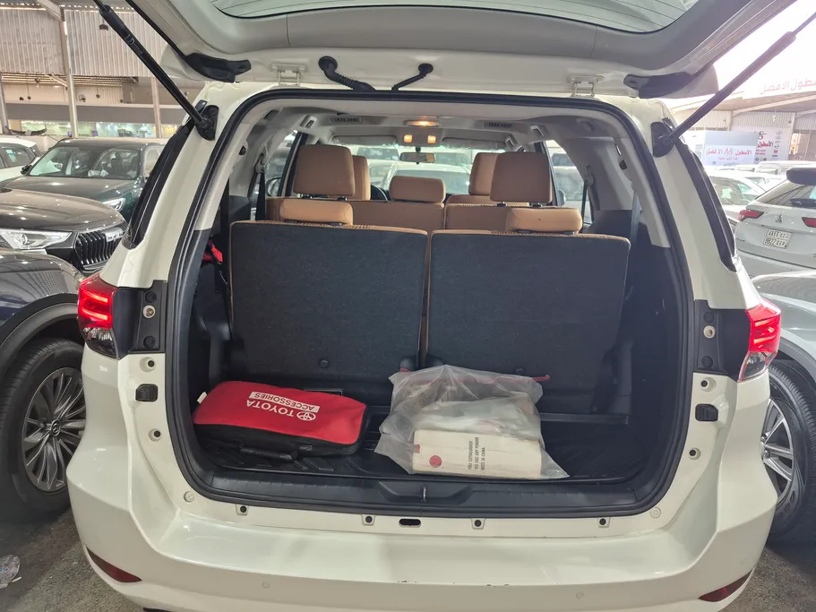 2021 Toyota Fortuner VX 