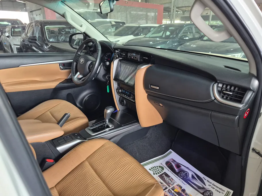 2021 Toyota Fortuner VX 