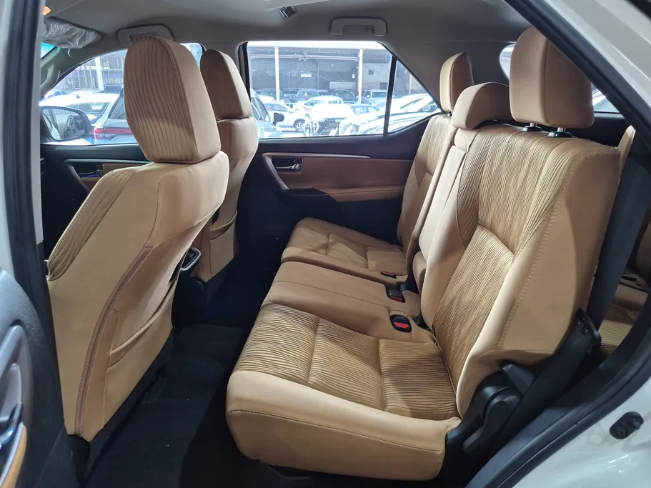 2021 Toyota Fortuner VX 