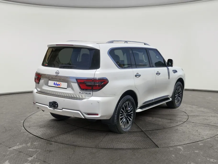 2023 Nissan Patrol Platinum 