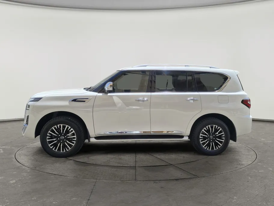2023 Nissan Patrol Platinum 