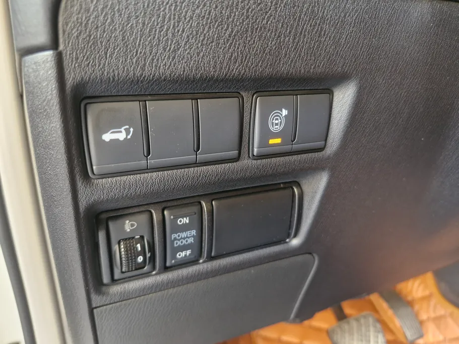 2023 Nissan Patrol Platinum 
