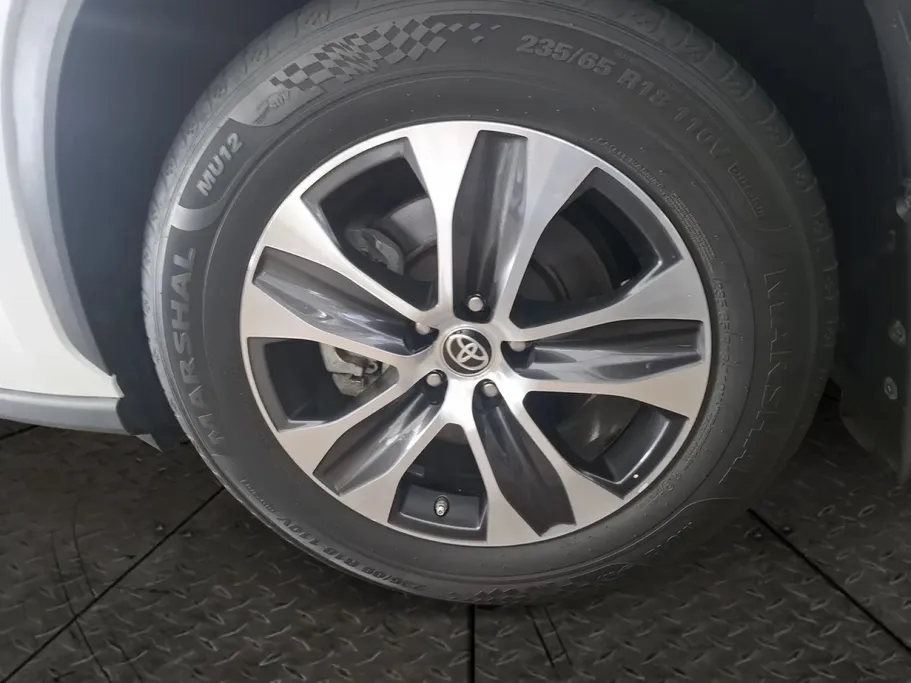 2023 Toyota Highlander GLE 