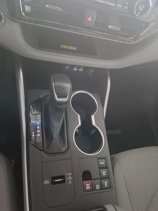 2023 Toyota Highlander GLE 