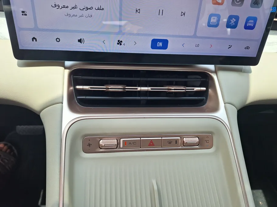 شفروليه كابتيفا Premier 2026 