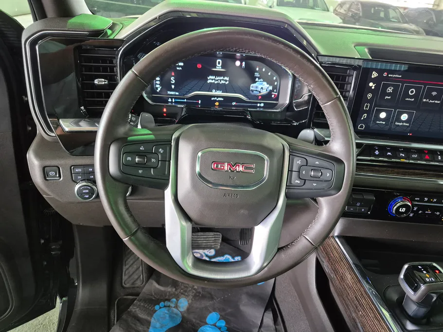 2023 GMC Sierra Elevation 