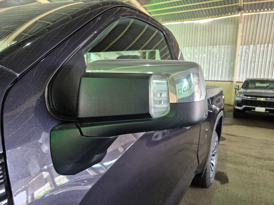 2023 GMC Sierra Elevation 