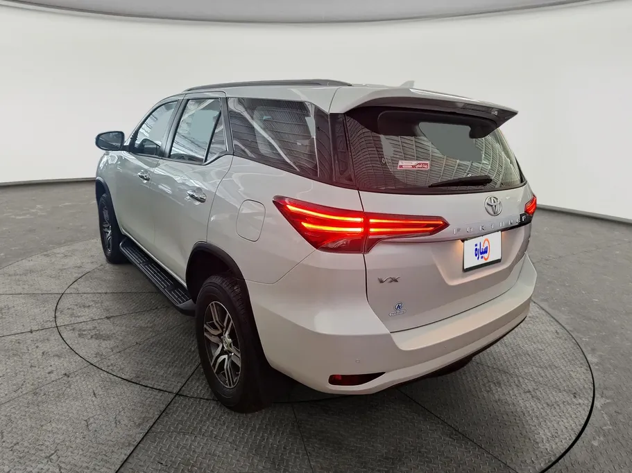 2024 Toyota Fortuner VX 
