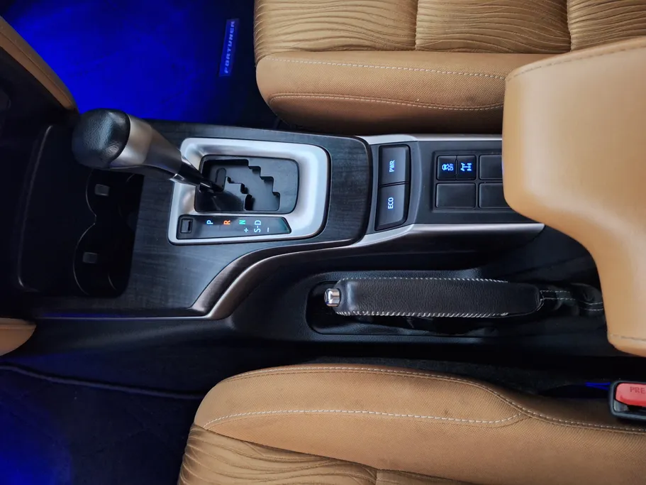 2024 Toyota Fortuner VX 