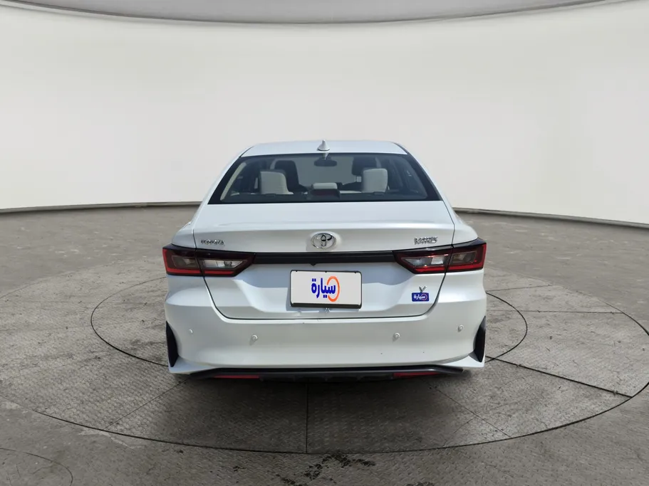 2024 تويوتا Yaris  Y 