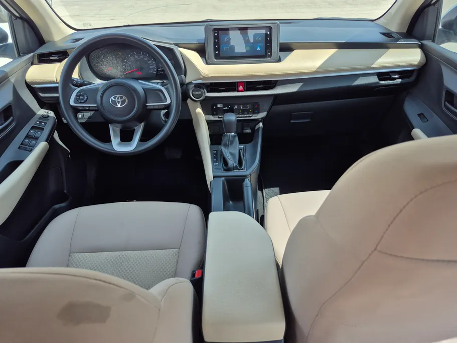 2024 تويوتا Yaris  Y 