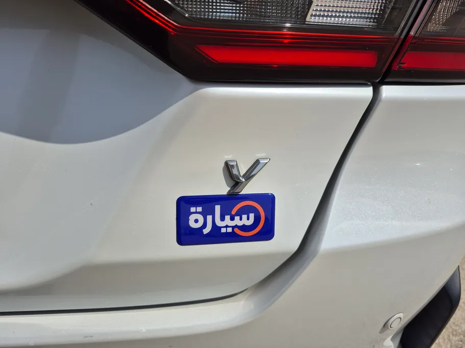 2024 تويوتا Yaris  Y 