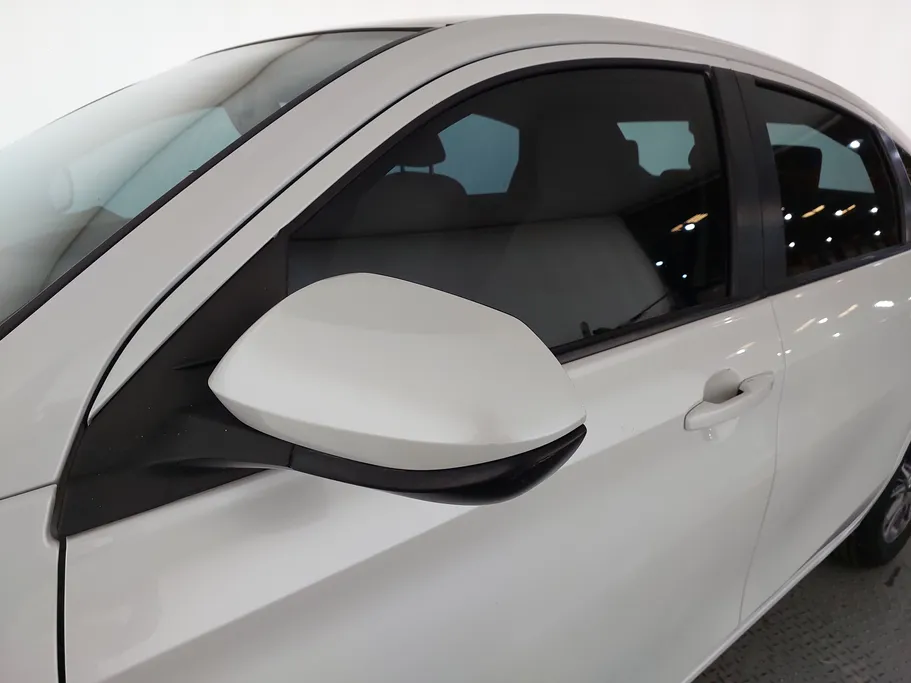 2023 Toyota Yaris  Y 