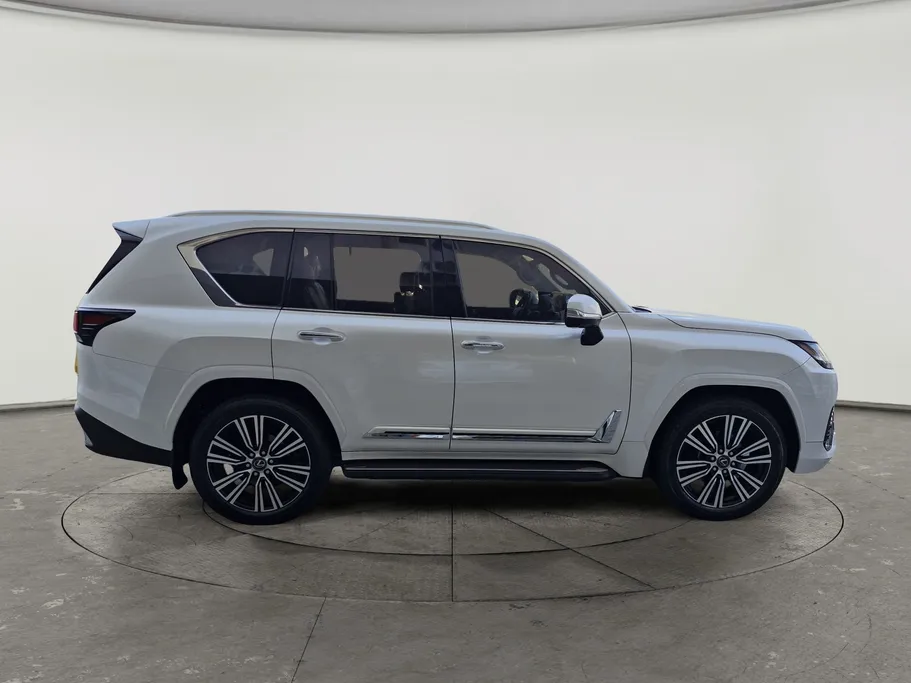 2025 Lexus LX 600 BB Elite 