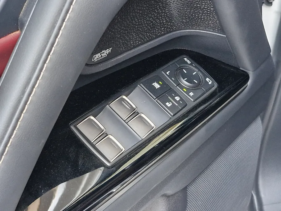 2025 Lexus LX 600 BB Elite 