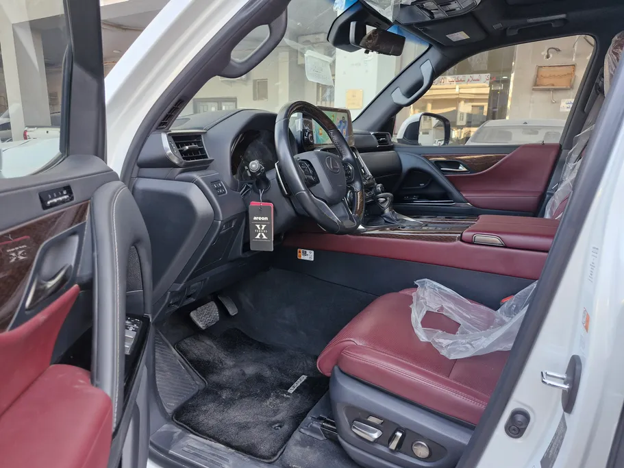 2025 Lexus LX 600 BB Elite 
