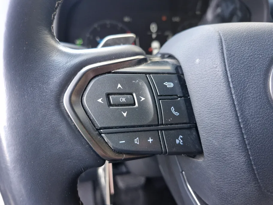 2025 Lexus LX 600 BB Elite 