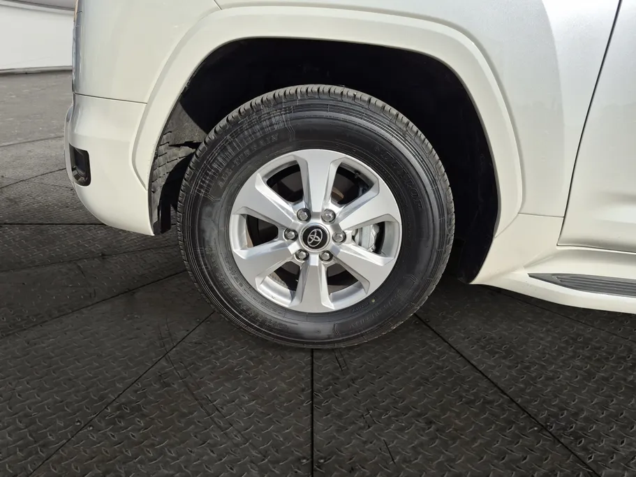 2026 Toyota Land Cruiser GXR2 