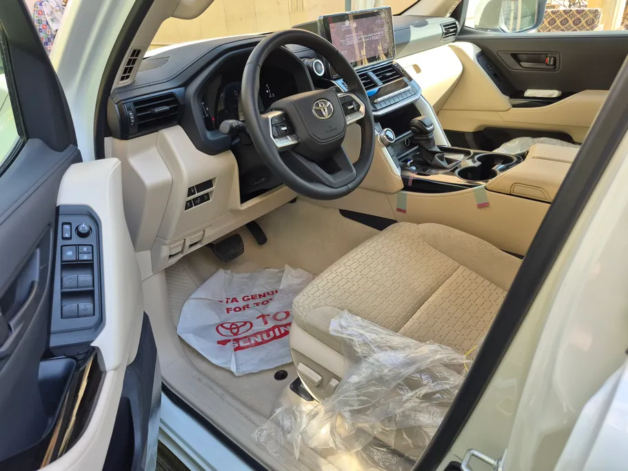 2026 Toyota Land Cruiser GXR2 