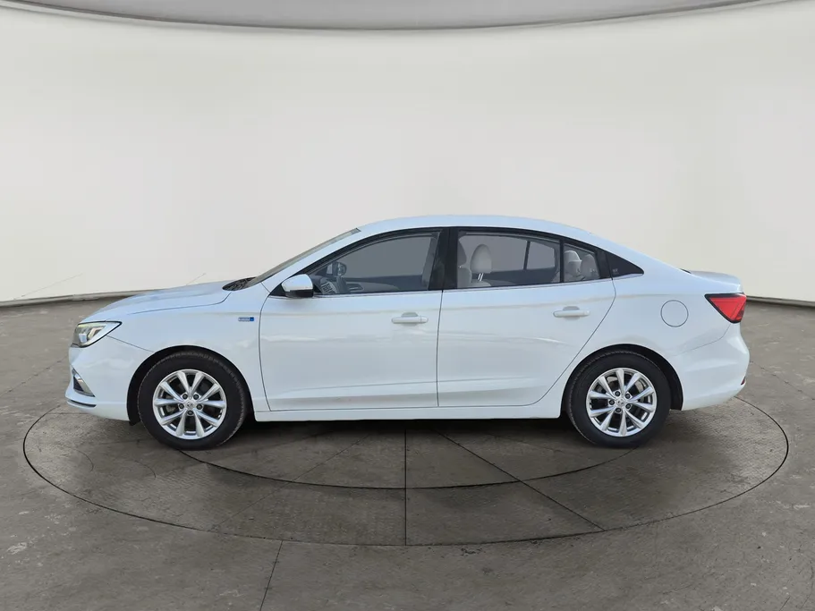 2022 MG 5 COM 