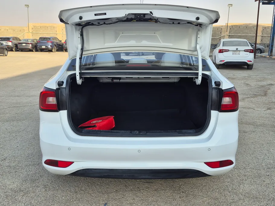 2022 MG 5 COM 