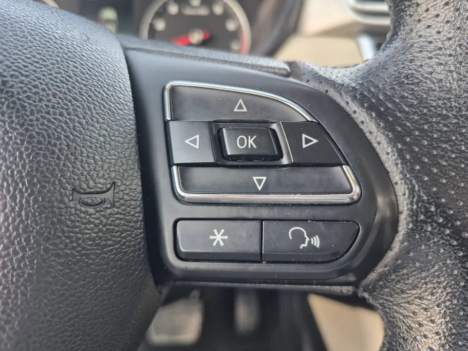 2022 MG 5 COM 