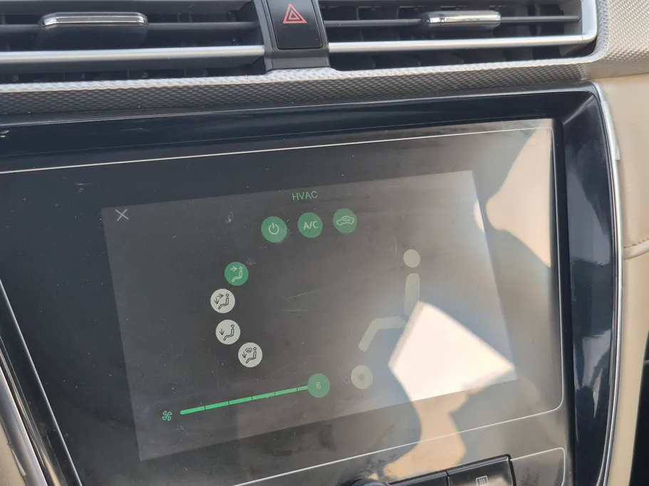 2022 MG 5 COM 