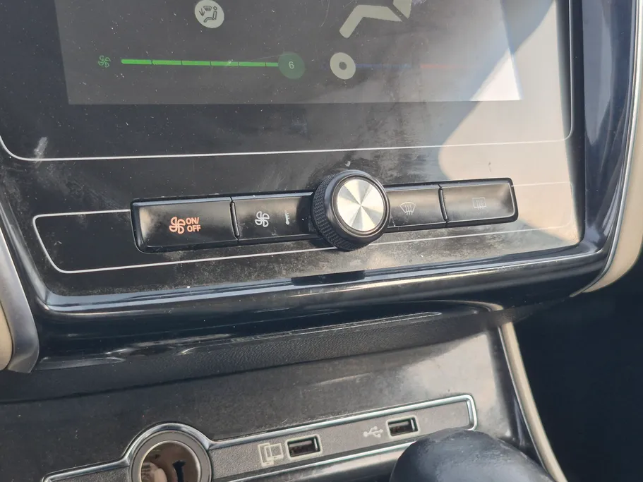 2022 MG 5 COM 