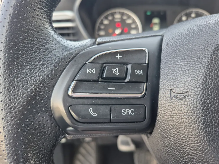 2022 MG 5 COM 
